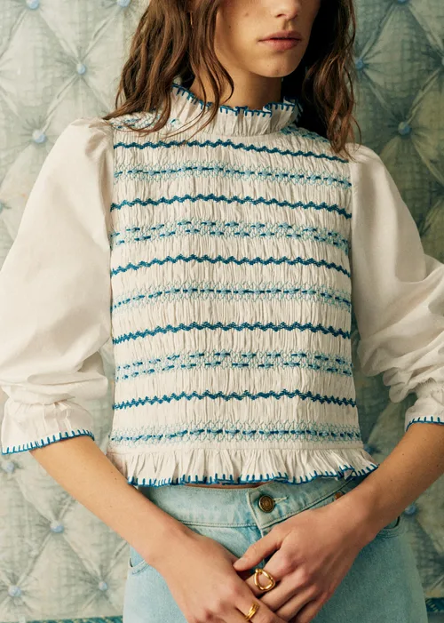 Blouse Adam - Broderie Placée Bleu Fond Écru — image 2