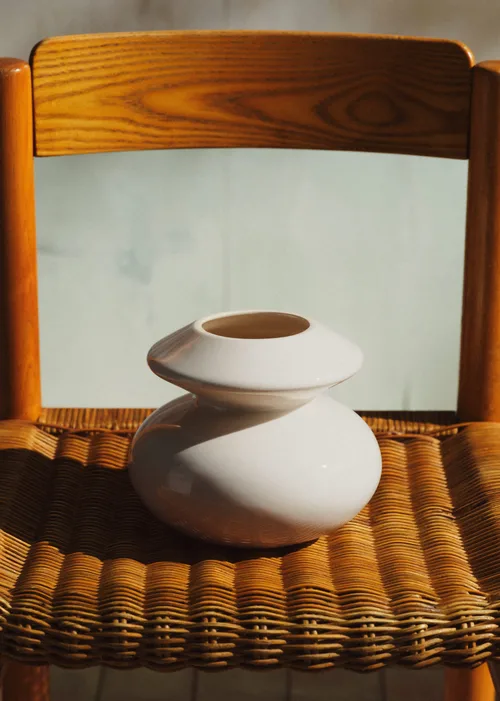 Vase Romie Objetti - Petit modèle - Ecru — image 3