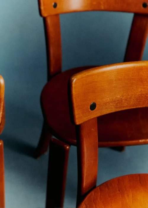 Lot de 4 chaises scandinave vintage en bois massif - Bois Massif — image 4