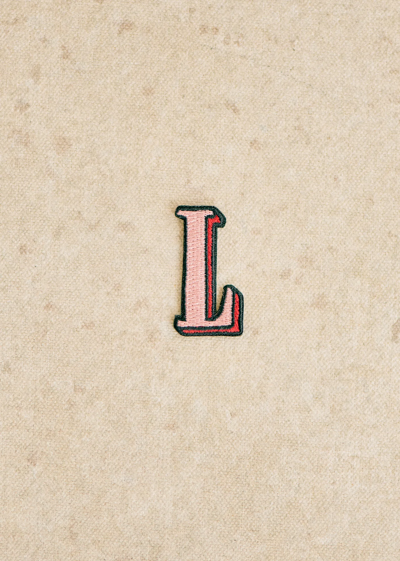Ecusson Rose - Lettre L - Rose