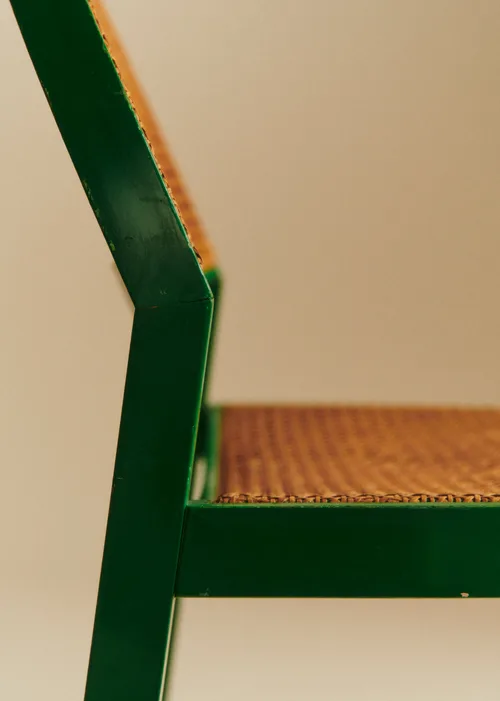 Chaise modèle Pluto en bois laqué vert années 70 - Bois laqué et cannage — image 5