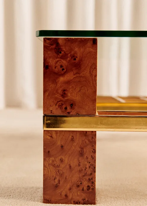 Table basse vintage en bois, laiton et plateau en verre - Bois — image 6
