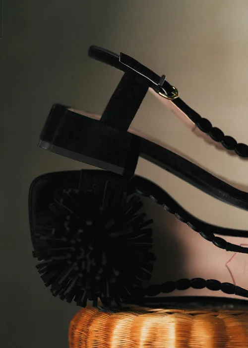 Sandales Émilie - CFM Souliers x Editions Sézane - Velours Noir — image 4