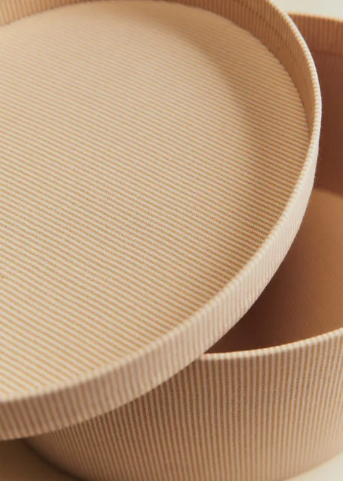 Boîte rangement ovale - petit modèle - Rayures beige — image 3