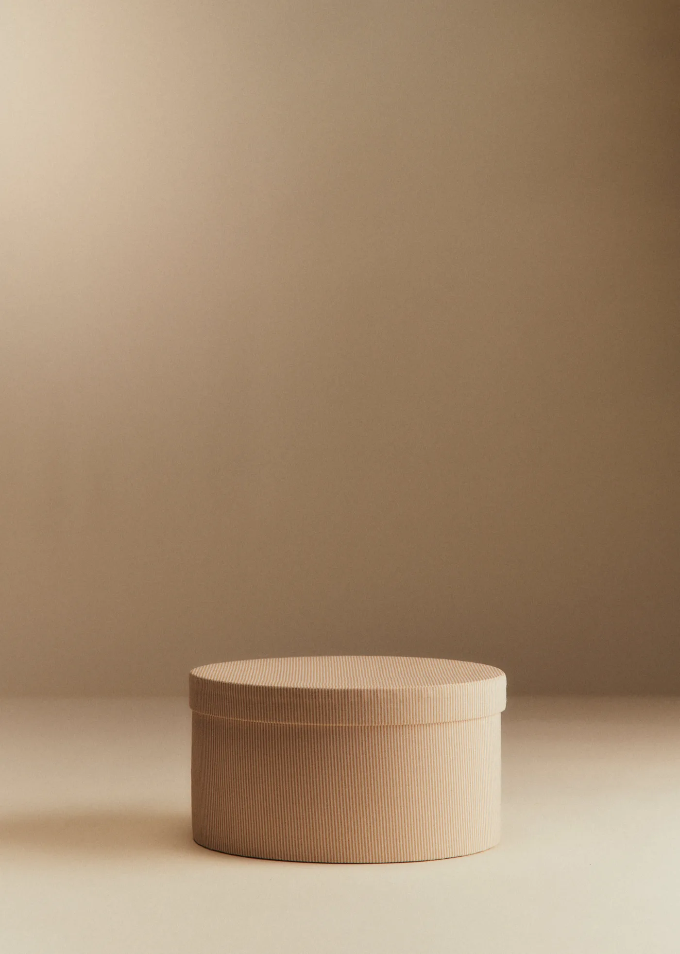 Boîte rangement ovale - petit modèle - Rayures beige