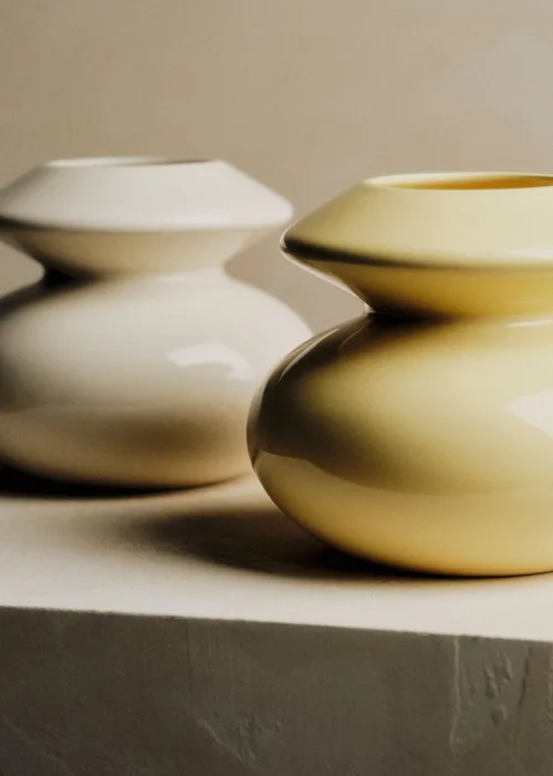 Vase Romie Objetti - Petit Modèle - Jaune — image 5