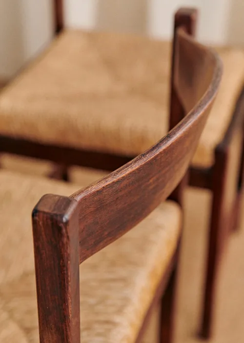 Lot de 4 chaises italiennes années 1970 - Noyer et rotin — image 5
