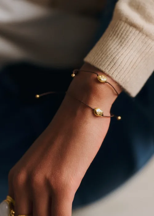 Bracelet Cléo - Chocolat - Lettre M — image 3
