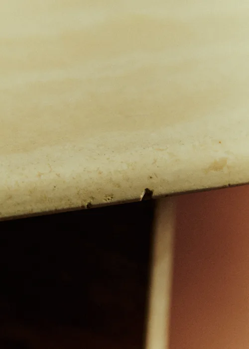 Table basse rectangulaire vintage en travertin - Travertin — image 4