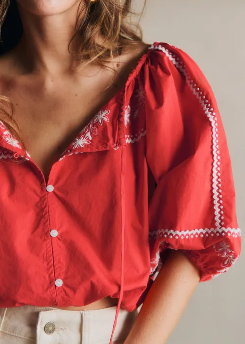 Chemise Camelia - Écru Fond Rouge — image 3