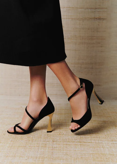 Sandales Brigitte - CFM Souliers x Editions Sézane - Velours Noir — image 6