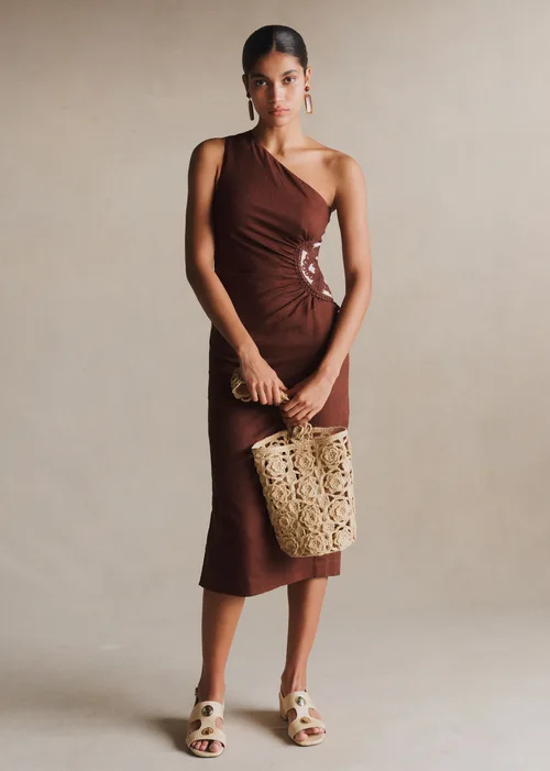 Robe Lua - Crochet crème Fond Chocolat
