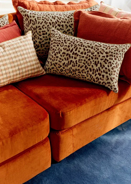Coussin Jacquard - Petit modèle - Léopard Écru et Café — image 5