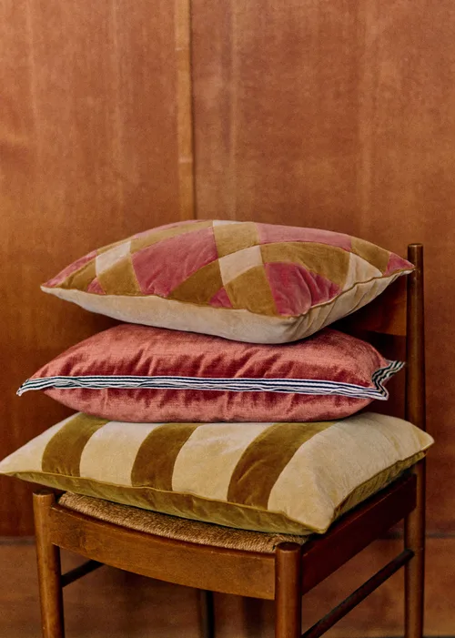 Coussin Velours Patchwork - Petit modèle - Blush et Caramel — image 5
