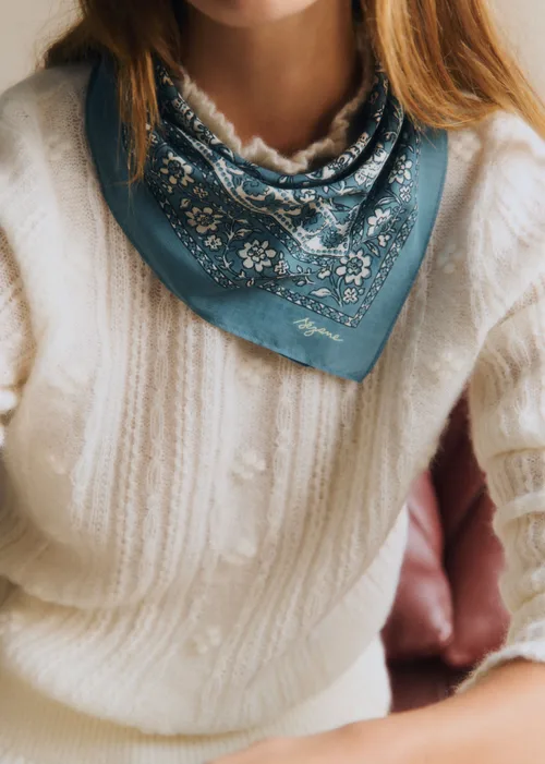 Foulard Gaston - Imprimé Sara Bleu Vintage Marine — image 4