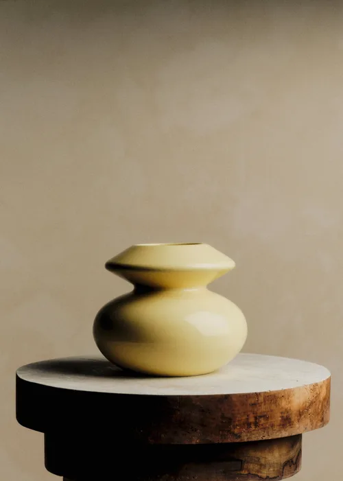 Vase Romie Objetti - Petit Modèle - Jaune — image 2