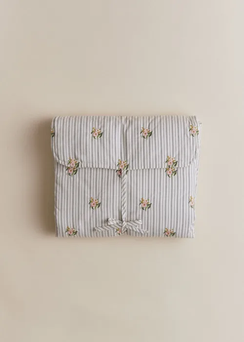Matelas à langer nomade - Rayures Broderie Fleurs — image 3