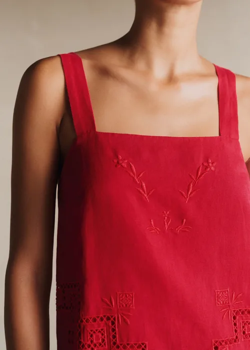 Robe Victoire - Broderie Placée Rouge — image 2