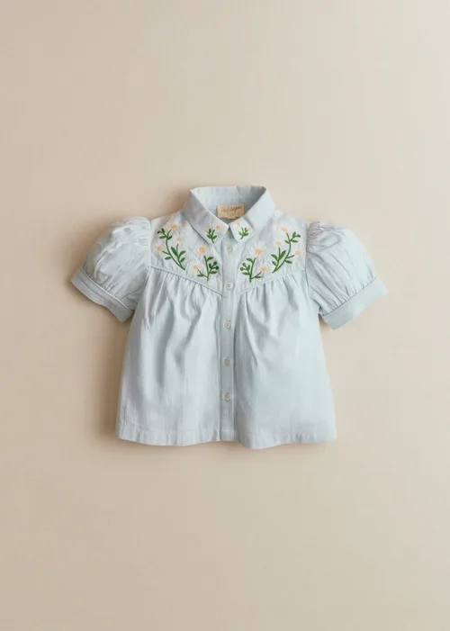 Chemise Augusta - Broderie Contrastée Marguerite Fond Bleu Ciel