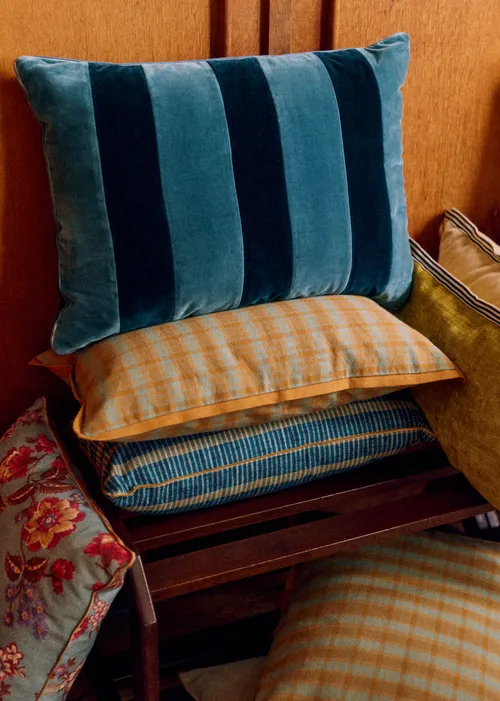 Coussin Rayures Velours - Grand modèle - Bleu et Marine — image 3