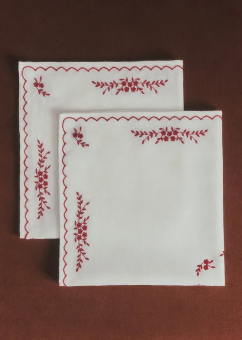Ecru Et Framboise