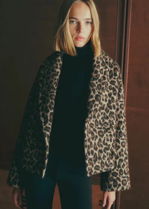 Jacquard Leopard