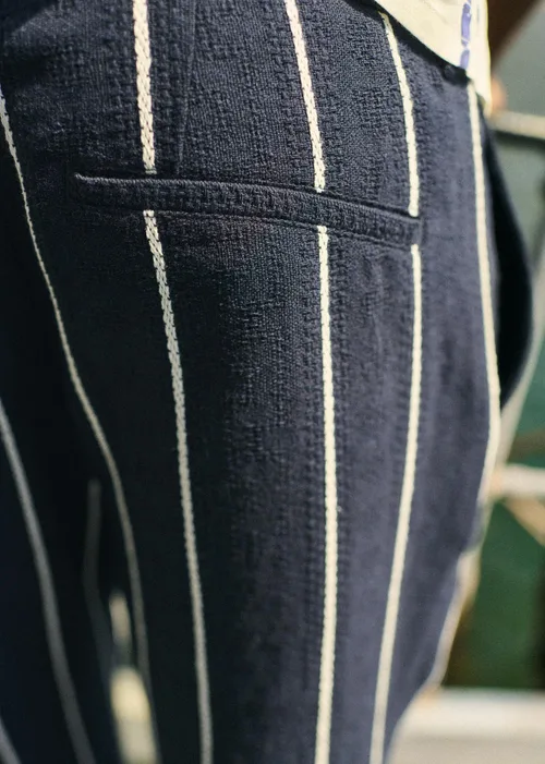 Pantalon Dusk Élastiqué - Marine Rayures Blanches — image 4