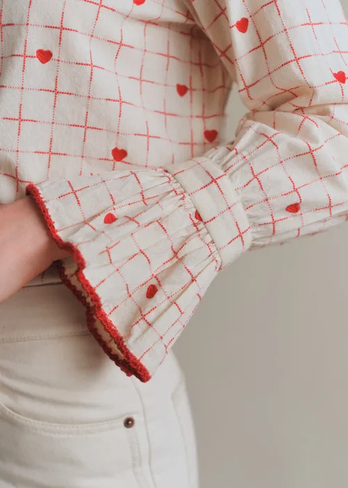 Chemise Lise - Carreaux Et Coeur Rouge Fond Ecru — image 3