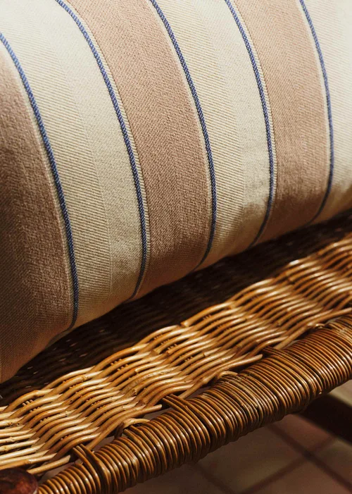 Coussin Tissé Rayures - Grand modèle - Beige et Bleu — image 5