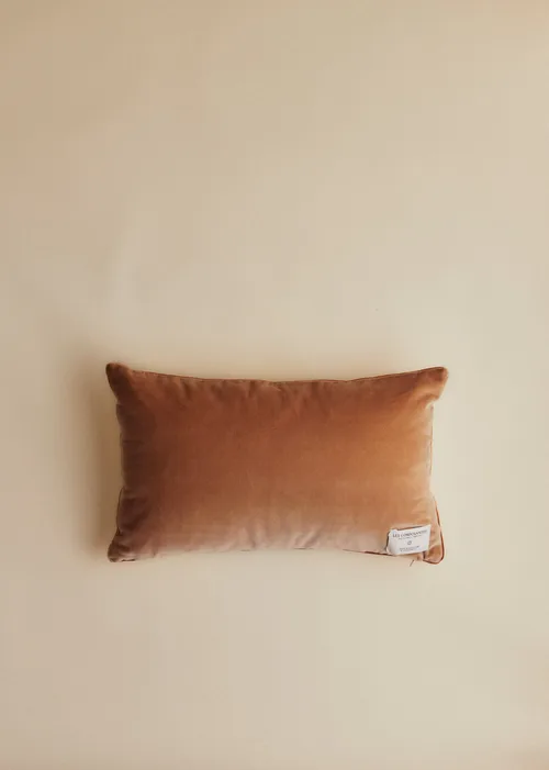 Coussin vintage velours beige - Petit modèle - Imprimé Bouquet Fleurs de Jardin — image 3