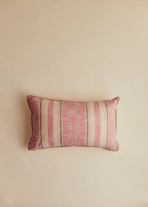 Coussin Tissé Rayures - Petit modèle - Rose et Ecru — image 2
